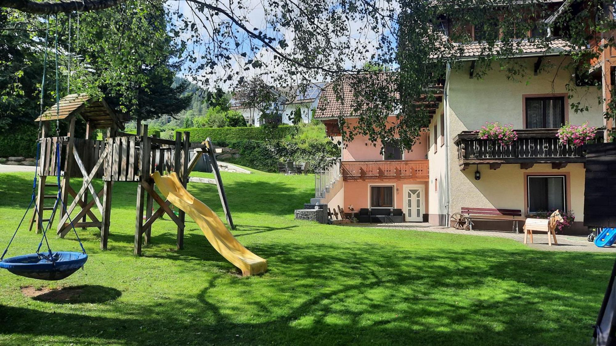 Urlaub Am Bauernhof Gaenser Sankt Peter am Kammersberg Exterior photo